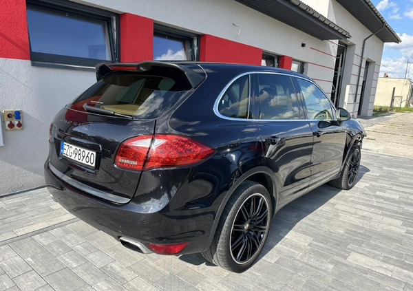 Porsche Cayenne cena 41900 przebieg: 336000, rok produkcji 2010 z Świecie małe 92